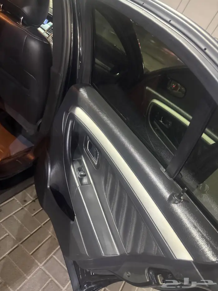 فورد توروس 2014 SEL نظيفة 11