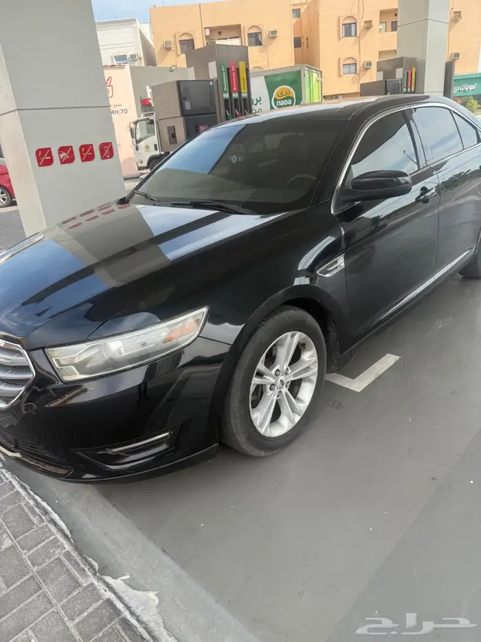 فورد توروس 2014 SEL نظيفة 13