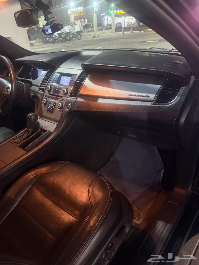 فورد توروس 2014 SEL نظيفة 15