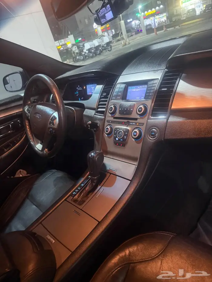 فورد توروس 2014 SEL نظيفة 14