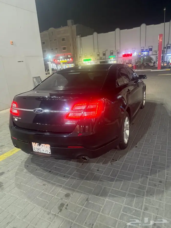 فورد توروس 2014 SEL نظيفة 17