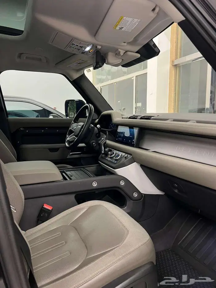 ديفندر 110-SE - موديل 2020 ب 240 الف 8