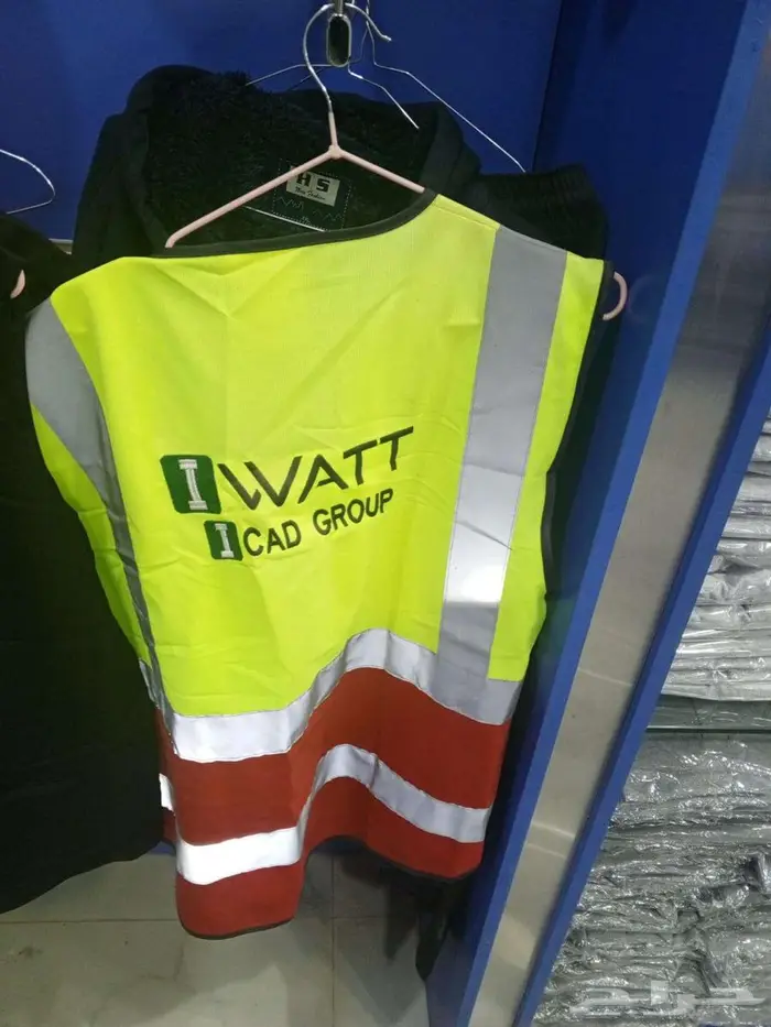 طباعة و تطريز على الزي الموحد و انواع الملابس 10