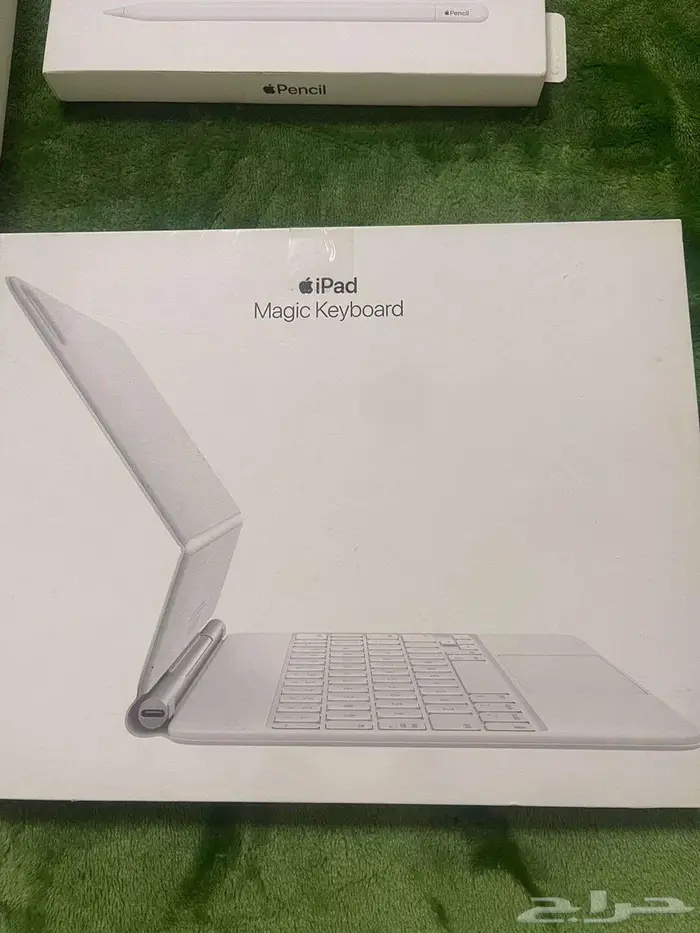 Apple IPad Pro 4th Generation M2 1TB- Silver 3