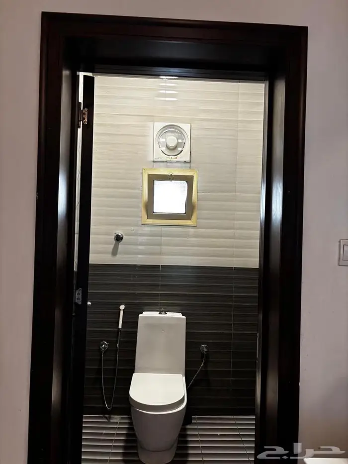 للبيع شقة في حي البيعة 8