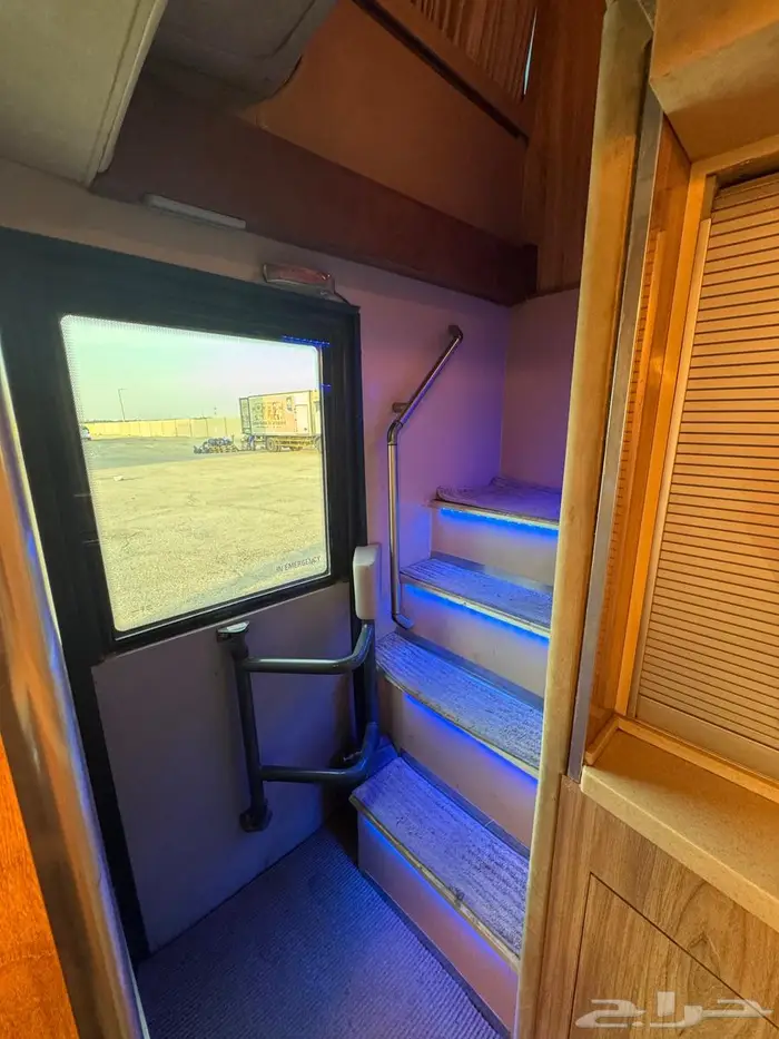 باص كرافان سكن الدور الاول MAN 12