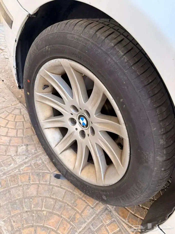 BMW الفئة السابعة موديل 2003 للبيع 9