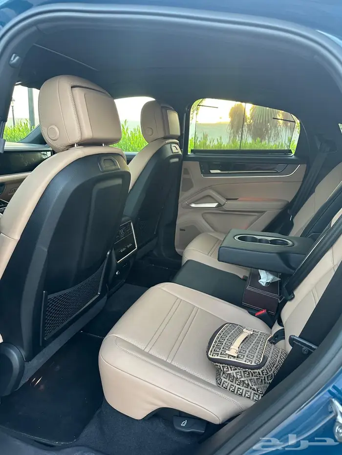 البيع جيب بورش شبة جديد 17