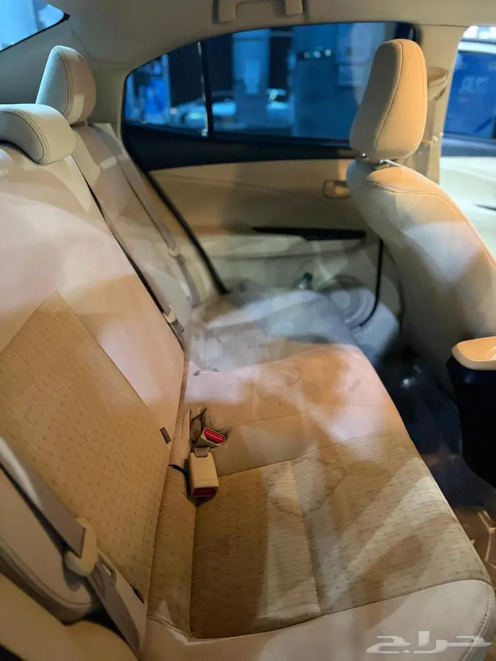 تويوتا يارس 2022 ستاندر 17