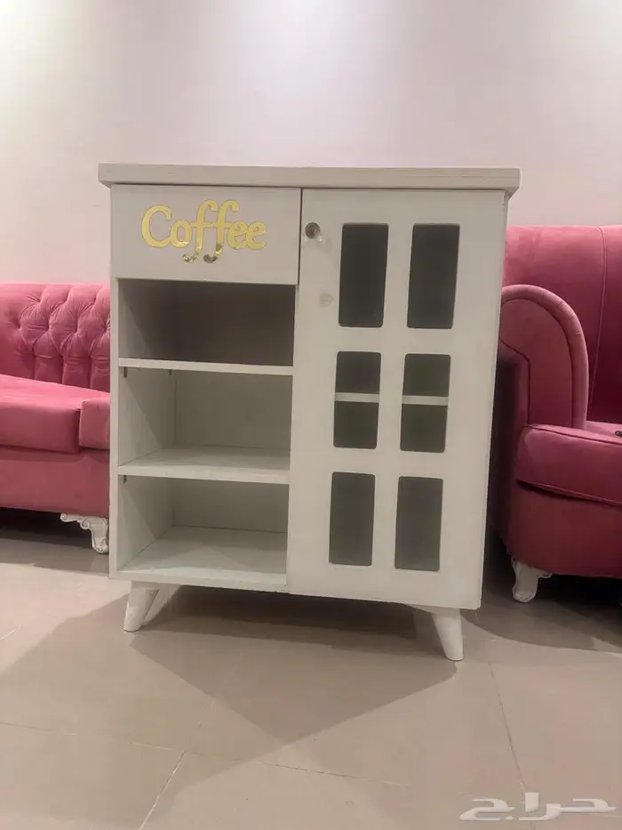 مطبخ كما هو موضح مع قطعت ثلاجه مع كوفي 2