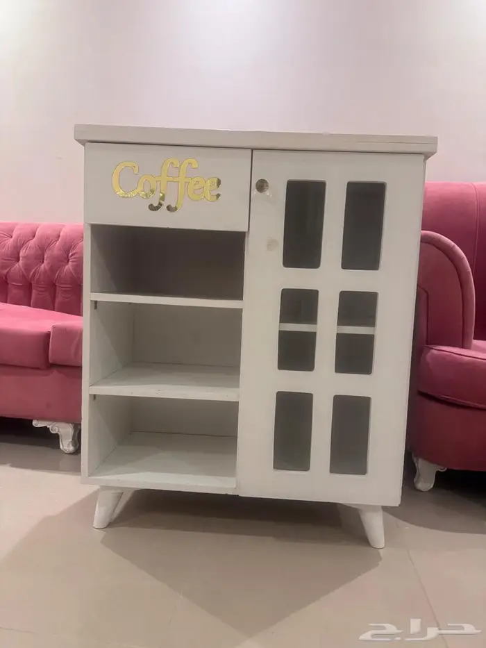 مطبخ كما هو موضح مع قطعت ثلاجه مع كوفي 0