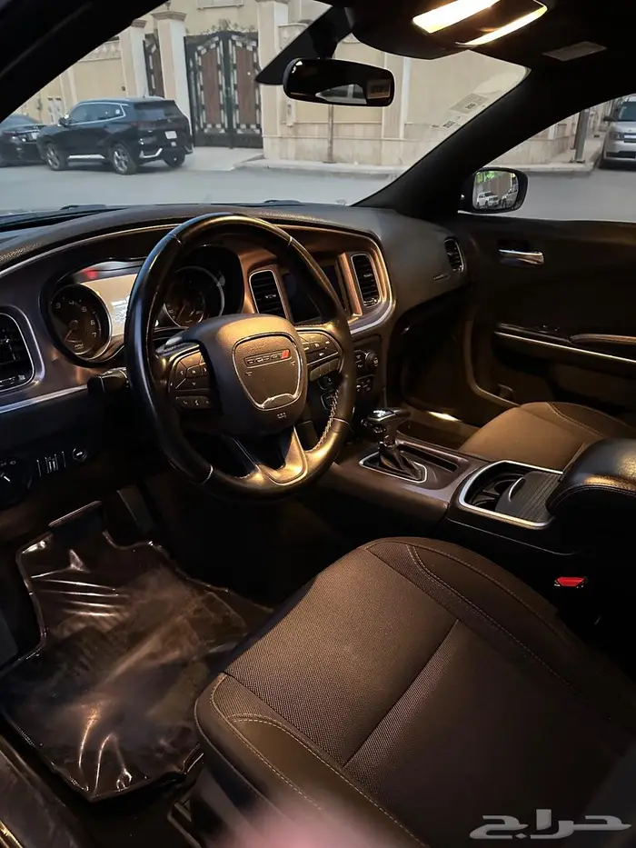 تشارجر 2019 V6 8