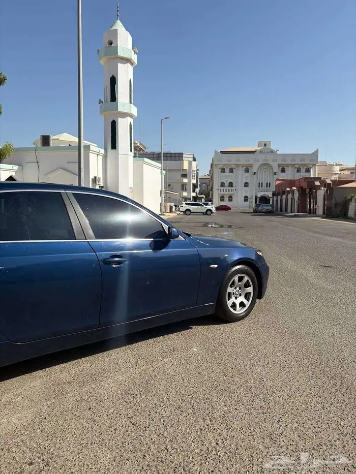 بي ام دبليو 520 2004 مخزنه ازرق 7