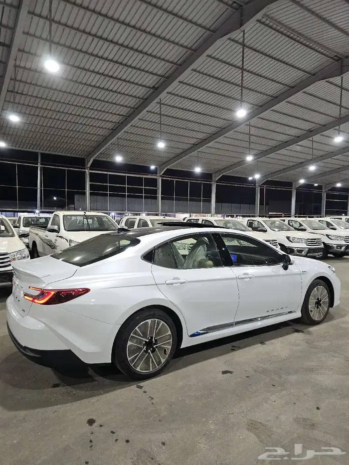 كامري ( LE ) بانوراما هايبرد 2025 19