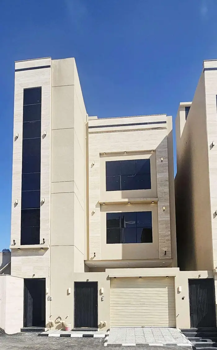 للبيع شقق علويهVIP سطح خاص 6غرف من500 ألف أبها المحالة قرطبة 1