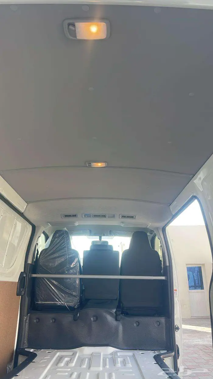 تويوتا هايس بضاعة سقف منخفض بنزين خليجي 2024 10