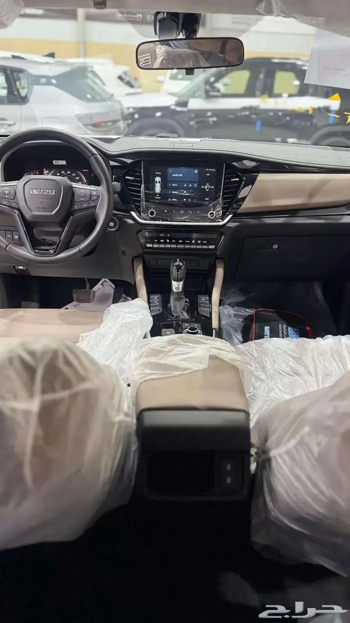 جيب ايسوزو MUX فل كامل دفلك ديزل 2025 و 2026 9