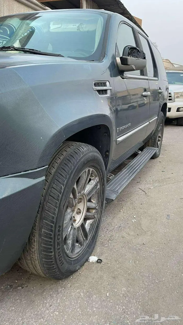 كاديلاك اسكليد 2008 بيع تشليح 5