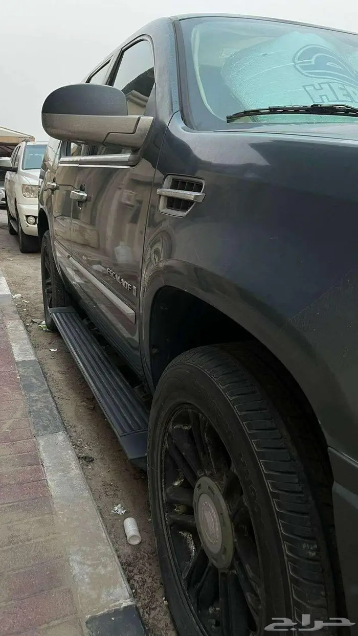 كاديلاك اسكليد 2008 بيع تشليح 2