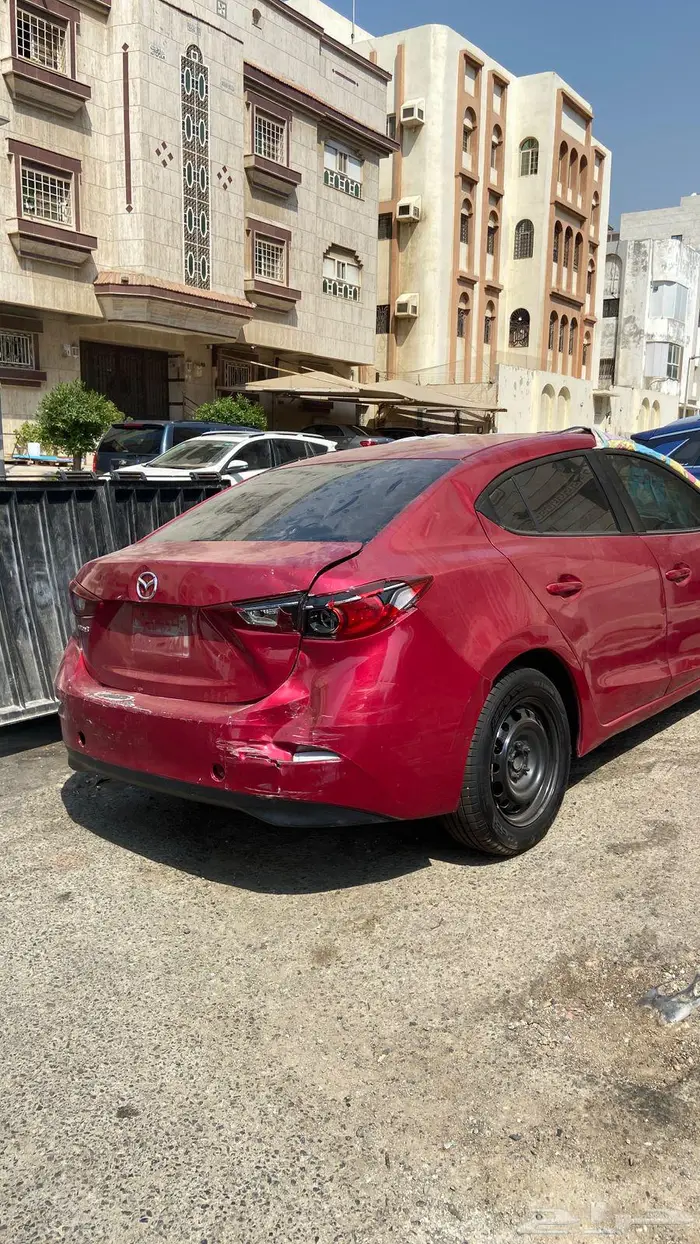 مازدا 3 للبيع تشليح او استخدام بعد اصلاحها 3