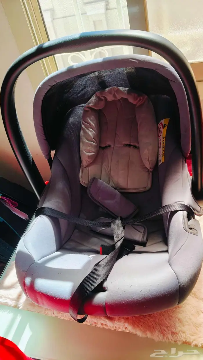 كرسي سيارة للأطفال ب 60 0