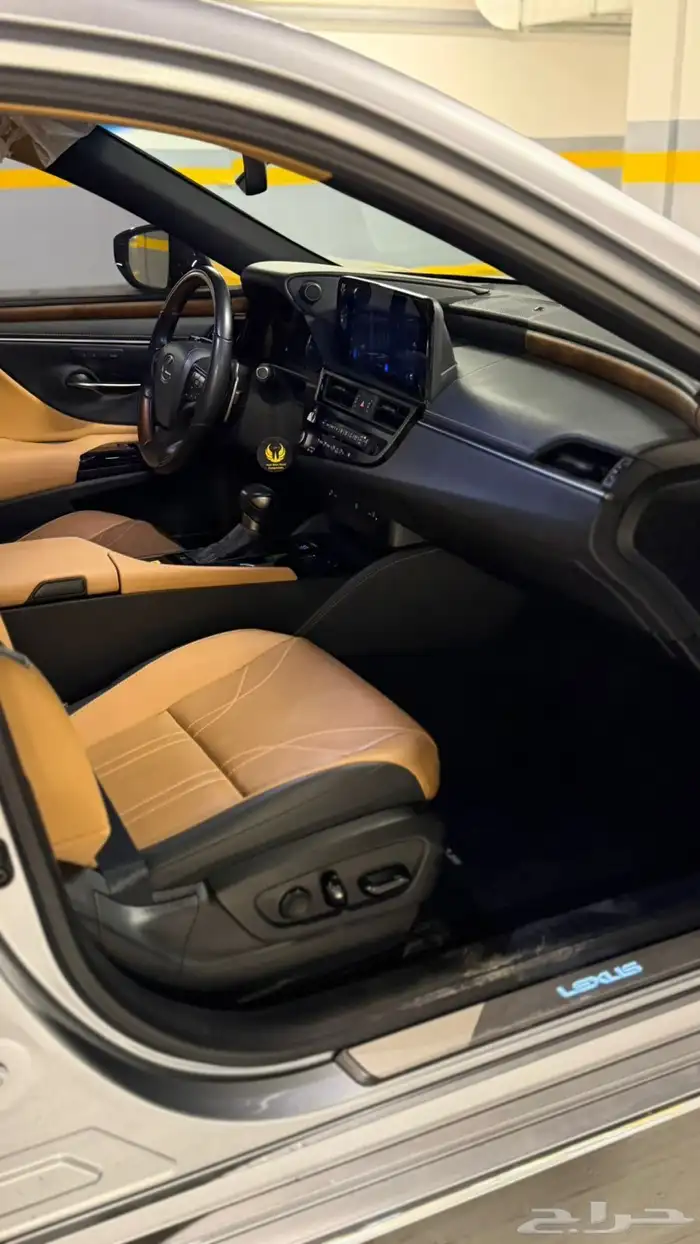 لكزس2025 Es 6