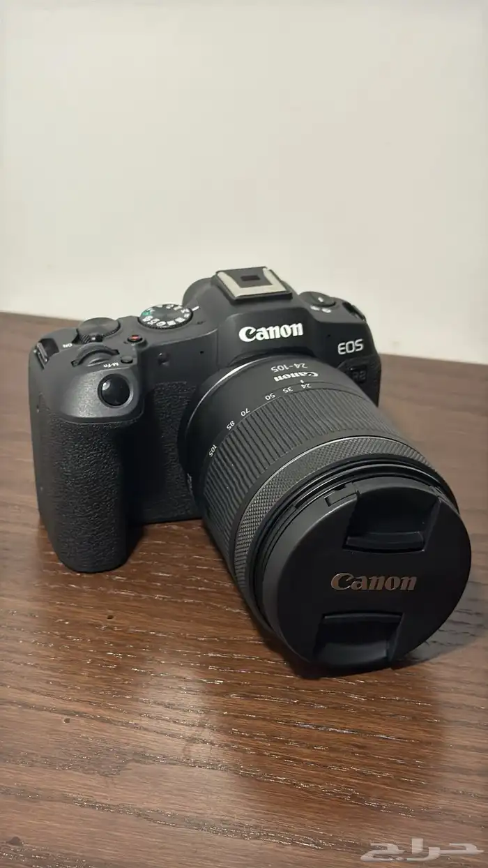 كاميرا كانون R8 0