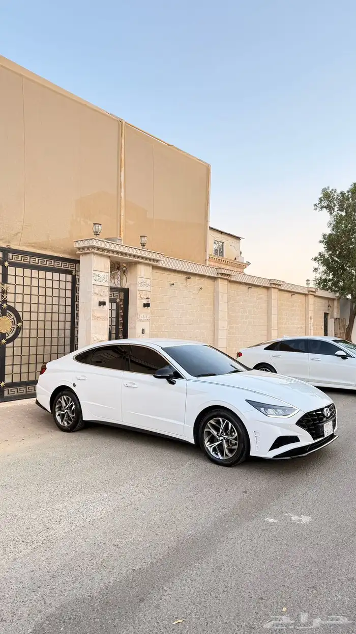 هيونداي سوناتا 2022 ( بنزين) فل كامل 2