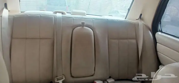 مقاعد كرون فاكتوريا للبيع نظيييف 2