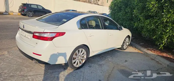 رينو سافران 2012 18