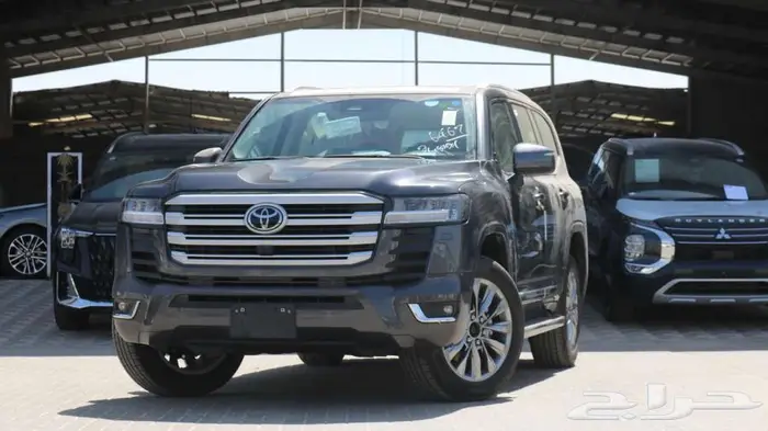 لاندكروزر GXR L4 موديل 2025 بنزين كاش واقساط باقل الاسعار 4