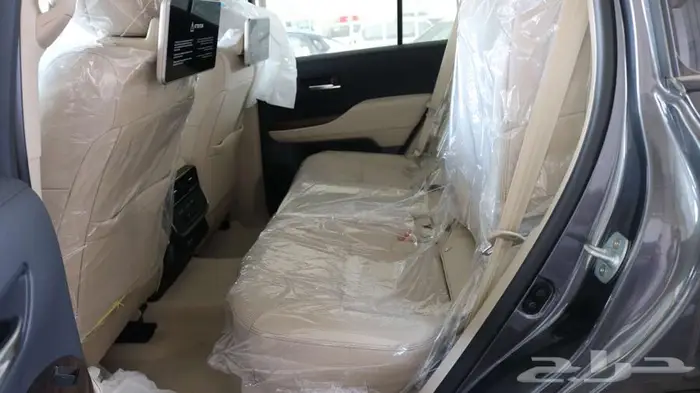 لاندكروزر GXR L4 موديل 2025 بنزين كاش واقساط باقل الاسعار 11