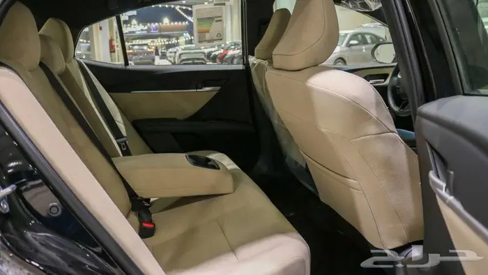 تويوتا كامري LE جميع الالوان 2025 اقساط - كاش 14