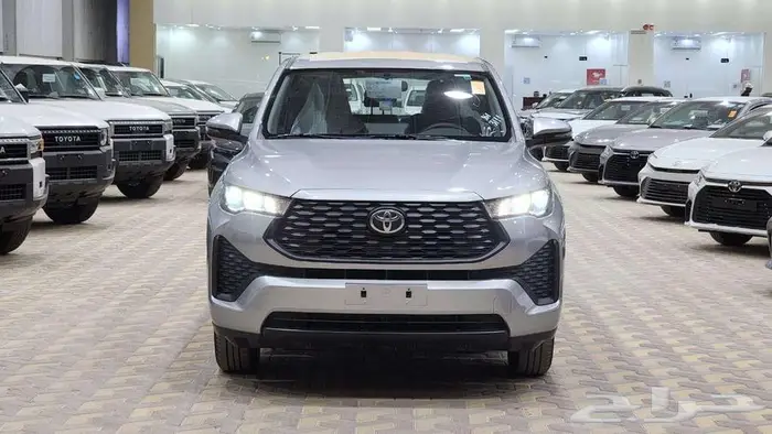 تويوتا انوفا GL 2.0 بنزين 2026 كاش وأقساط 3