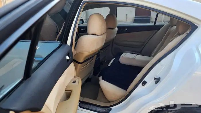 نيسان ماكسيما 2010 MAXIMA XTRONIC 10
