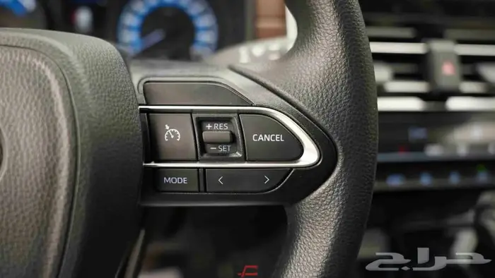 تويوتا انوفا GL 2.0 هايبرد 2026 8