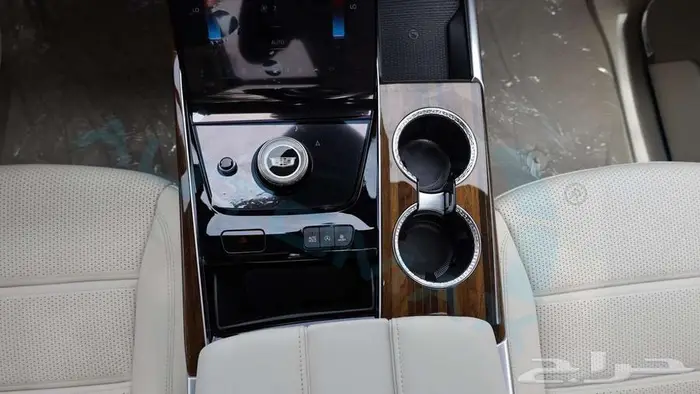 كاديلك اسكاليد 600 Sport Platinum 2025 اصفا مع ضمان 14