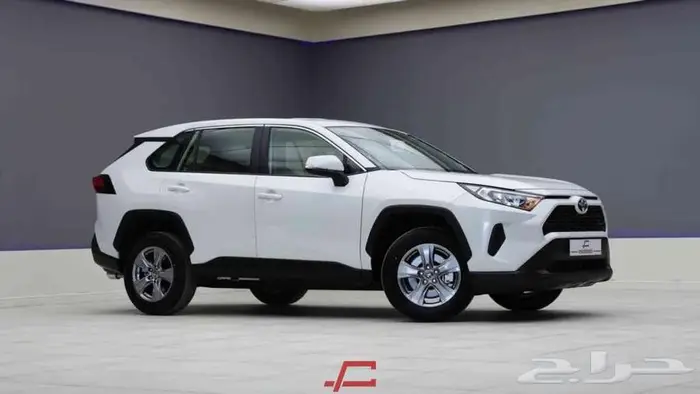 تويوتا راف فور LE دفع امامي بنزين 2025 0