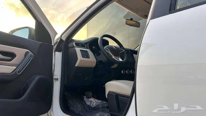 رينو داستر فل كامل 10