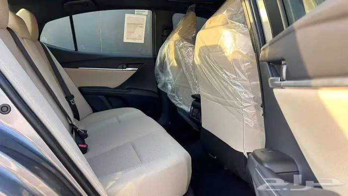 تويوتا كامري LE بنزين 2025 لدى شركة عبدالمجيد الخضر 16