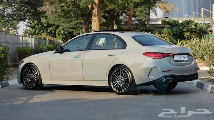 2026 مرسيدس C200 AMG بريميوم خليجي اصفار ضمان الوكيل 5