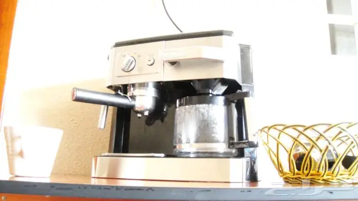 ماكينة ديلينقو لصنع القهوة 2