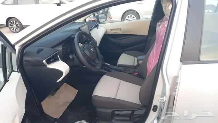 تويوتا كورولا 1.5 مطور جنوط فضي بنزين 2026 خصم خاص 2