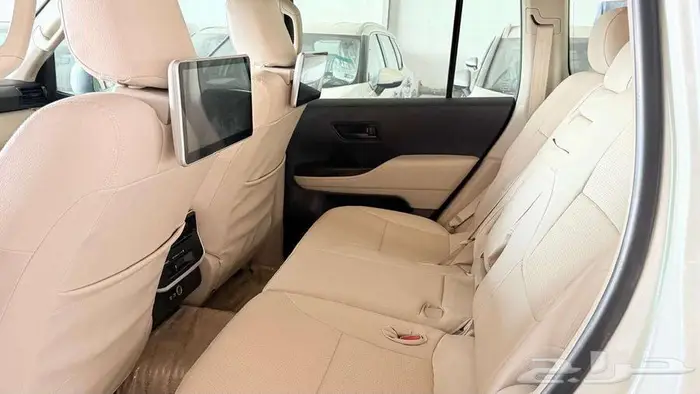 تويوتا لاندكروزر L2 ديزل موديل 2022 مرهم خليجي 4