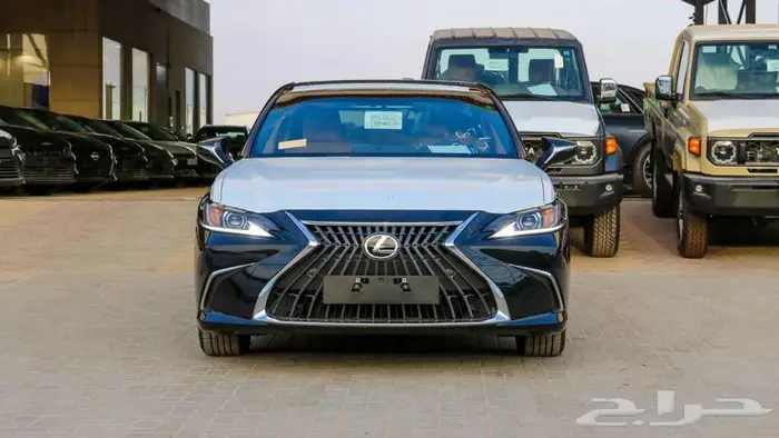 لكزس ES300H هايبرد 2025 متوفر جميع البنوك اقساط 2