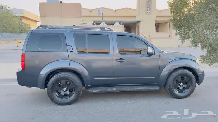 Nissan Pathfinder 2006 3