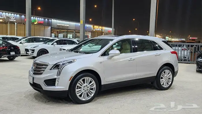 كاديلاك XT5 2017 7