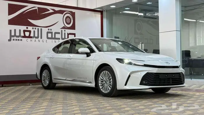 تويوتا كامرى موديل LE 2025 1