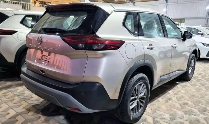 نيسان اكس تريل 5 مقاعد ستاندر بدون دبل 2025 كاش - تقسيط 5