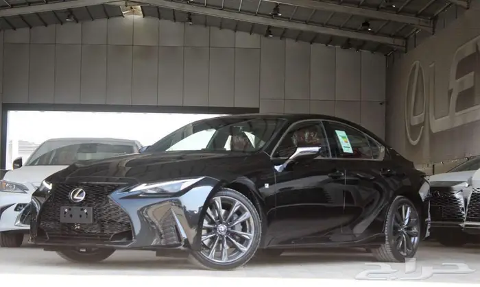 لكزس - is 350 - F Sport - فل كامل - خليجي - 2025 2